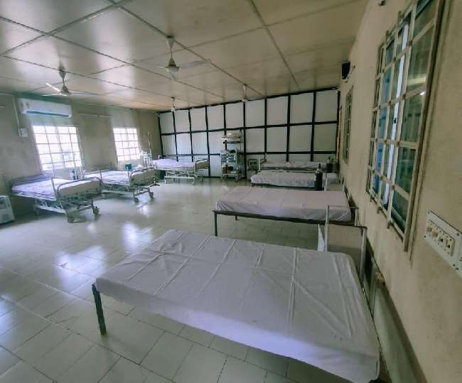 कोरोना के बढ़ते मामलों के बीच नौसेना ने बनाए तीन कोविड अस्पताल