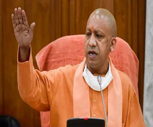 सीएम योगी ने सीओ थाना इंचार्ज को किया सस्पेंड, भाजपा सांसद रेखा वर्मा का करीबी गिरफ्तार