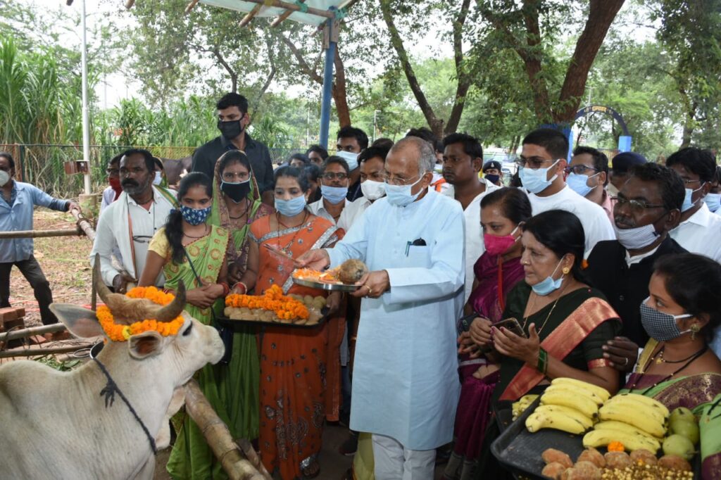 गोठान गो सेवा के लिए नहीं, आजीविका का बनाएं साधन: ताम्रध्वज साहू