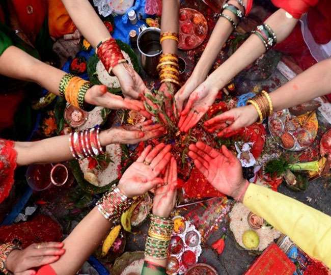 तीज पर करें शिव-पार्वती आराधना, जानें पूजा की सही विधि, मुहूर्त एवं मंत्र