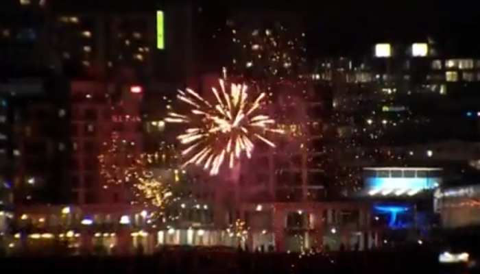 कोरोना के बीच नए साल का जोरदार स्वागत