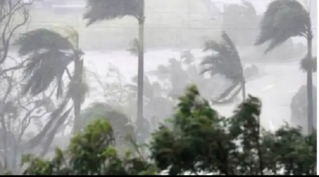 ‘जवाद’ चक्रवात से खतरा टला