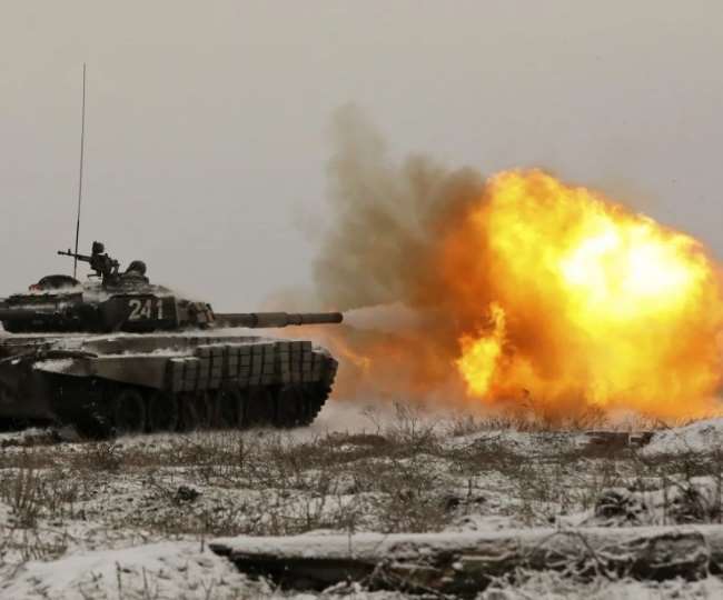 सैन्य प्रशिक्षण केंद्र पर रूस का हमला,सीमा के निकट दागीं 30 मिसाइलें