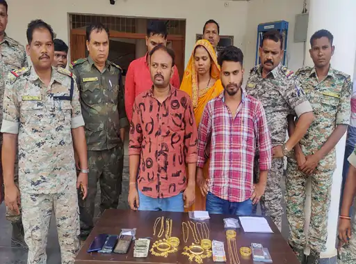 नकली सोने को बताया असली कई जगह बेचा,महिला समेत 4 गिरफ्तार
