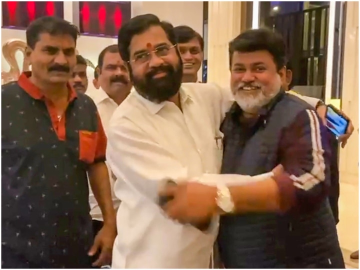 विधायकों को लेने गोवा पहुंचे सीएम एकनाथ शिंदे