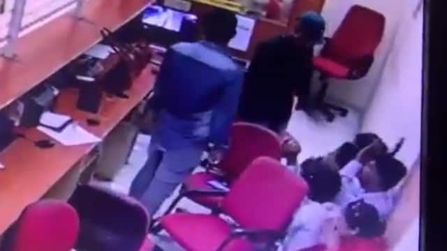 बंदूक की नोक पर 5 नकाबपोश बदमाशों ने लूटा 24 किलो सोना