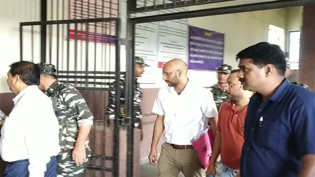 आइएएस समीर विश्नोई समेत दो करोबारियों की रिमांड छह दिन बढ़ी