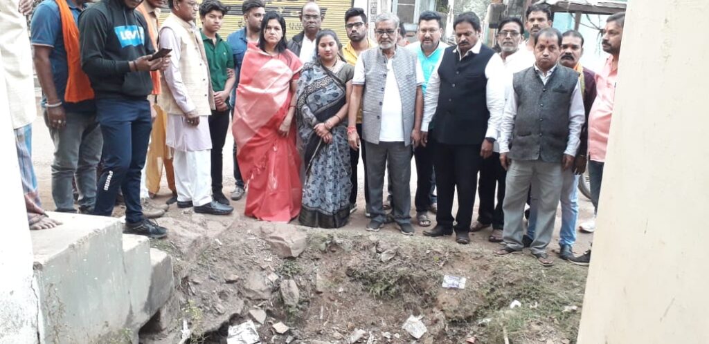 डायरिया प्रभावित क्षेत्र का दौरा, बृजेश बिजपुरिया