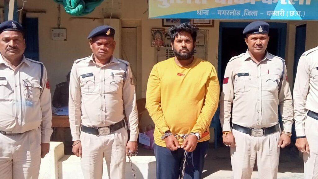 तंत्र-मंत्र साधना में सिद्धि पाने शिष्य ने की गुरू की हत्या,जीवित अवस्था में पीया खून