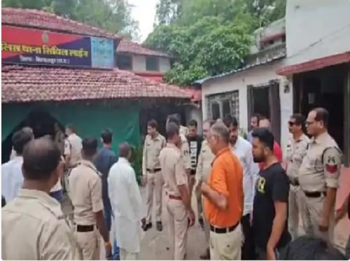 कांग्रेस,बीजेपी नेता के बीच थाने में हुई जमकर बहस, कांग्रेसियों ने लगाया राज्य सरकार के खिलाफ दुष्प्रचार का आरोप