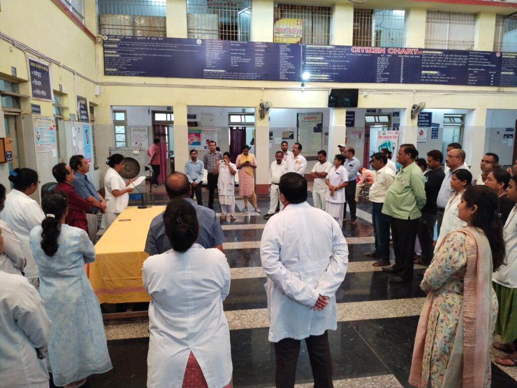 जिला चिकित्सालय दुर्ग में मनाया गया अंतर्राष्ट्रीय बालिका दिवस