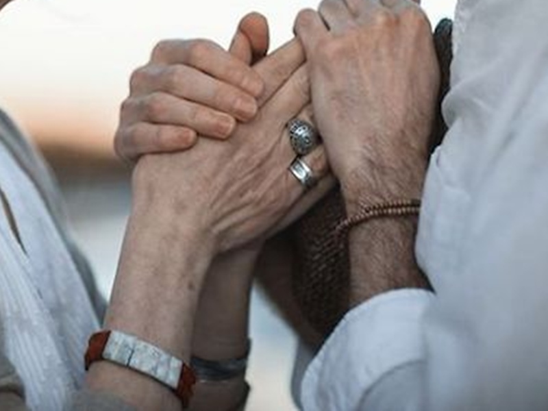 समधी-समधन को हुआ एक-दूजे से प्यार, पर अपनों को था नागवार, फिर लव-स्टोरी का खौफनाक अंत