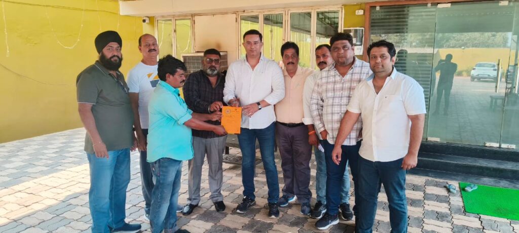 भिलाई ट्रक ट्रेलर ट्रांसपोर्टस एसोसिएशन द्वारा नेक कार्य जारी; एसोसिएशन के सदस्य के  बहन की शादी के लिए दिए 25 हजार रूपए