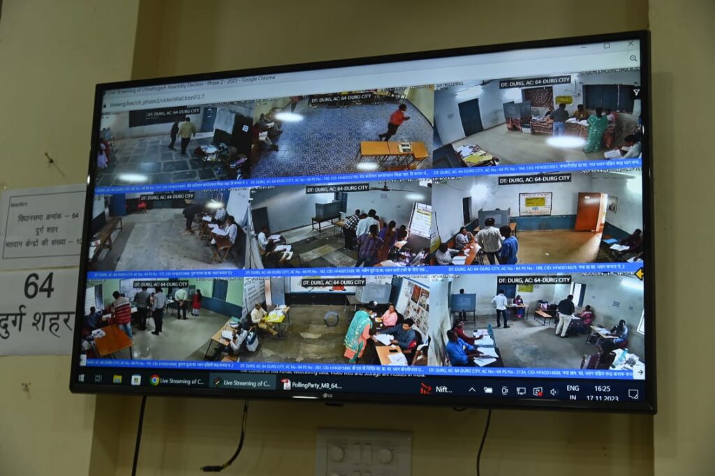 743 मतदान केंद्रों में लाइव वेबकास्टिंग के माध्यम से रखी गई निगरानी