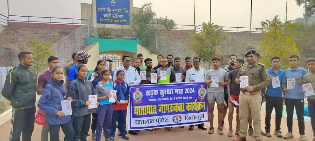 बाफना टोल प्लाजा में कुल-150 वाहन चालको का किया गया निःशुल्क ने़त्र एवं स्वास्थ्य परीक्षण