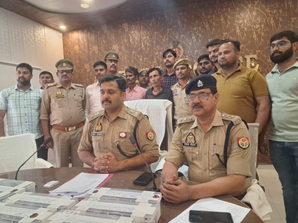 लोकसभा चुनाव के दृष्टिगत अवैध शस्त्रों का निर्माण, संग्रहण व बिक्री करने वाले अभियुक्तों पर बांदा पुलिस द्वारा की गई बड़ी कार्यवाही