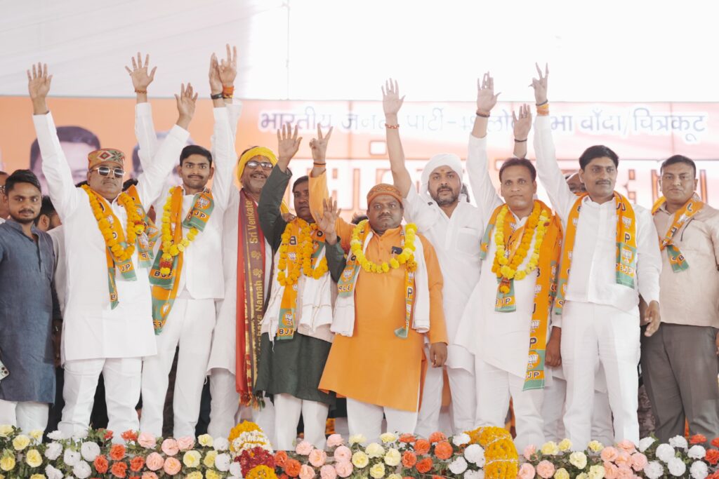 डिप्टी सीएम बृजेश पाठक ने विपक्षी दलों पर जमकर साधा निशाना, इस बार चुनाव राम भक्तों और राम भक्तों पर गोलियां चलवाने वालों  के बीच में