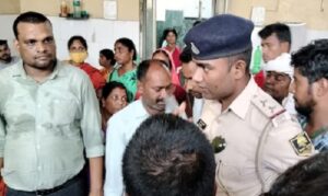 चश्मा दुकानदार को चश्मा बनवाने वाली से हुआ प्यार मामला पंहुचा कोर्ट में