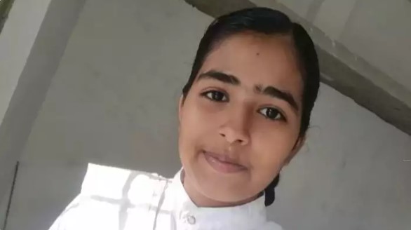 फतेहपुर की प्रिया आखिरकार जिंदगी की जंग हार गई, कानपुर में थमीं सांसें, विद्यालय की दूसरी मंजिल से कूदी थी