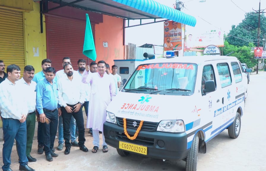 वैशाली नगर विधानसभा में अब मात्र 100 रूपये में एम्बुलेंस सेवा का MLA रिकेश सेन ने हरी झंडी दिखा किया शुभारंभ