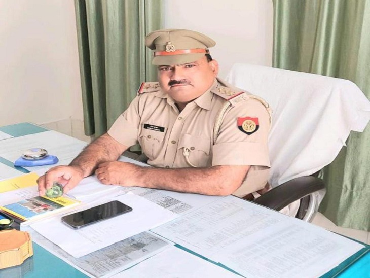 इंस्पेक्टर ने जबरन खरीदी हाजी इकबाल की जमीन:जिसके नाम 25 बीघा प्रॉपर्टी थी उसे थाने में दो दिन बैठाया; फिर पत्नी के नाम कराई रजिस्ट्री