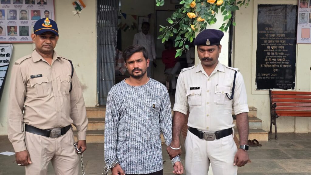 देवबलौदा में 4 माह पूर्व हत्या के मामले में फरार चल रहे मुख्य आरोपी को किया गया गिरफ्तार