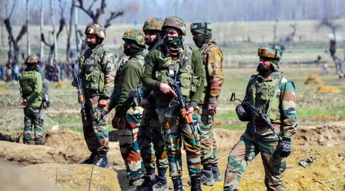 दुनिया के 10 ताकतवर देशों की आ गई लिस्ट, पाकिस्तान और चीन इस नंबर पर, जानें भारत की स्थिति