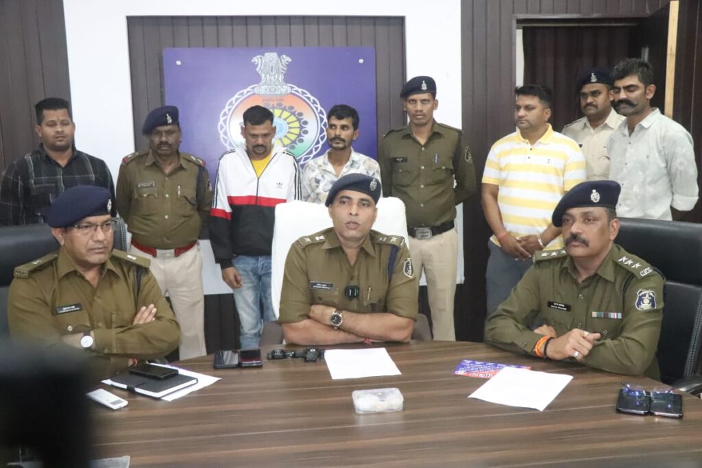 नशे के खिलाफ संकल्प अभियान के तहत दुर्ग पुलिस की बड़ी कार्यवाही, 2 नशे के कारोबारी चढ़े पुलिस के हत्थें