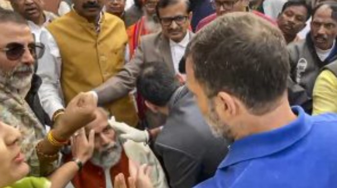 प्रताप सारंगी को देखने पहुंचे राहुल गांधी, बीजेपी सांसद ने लगाया गुंडागर्दी का आरोप