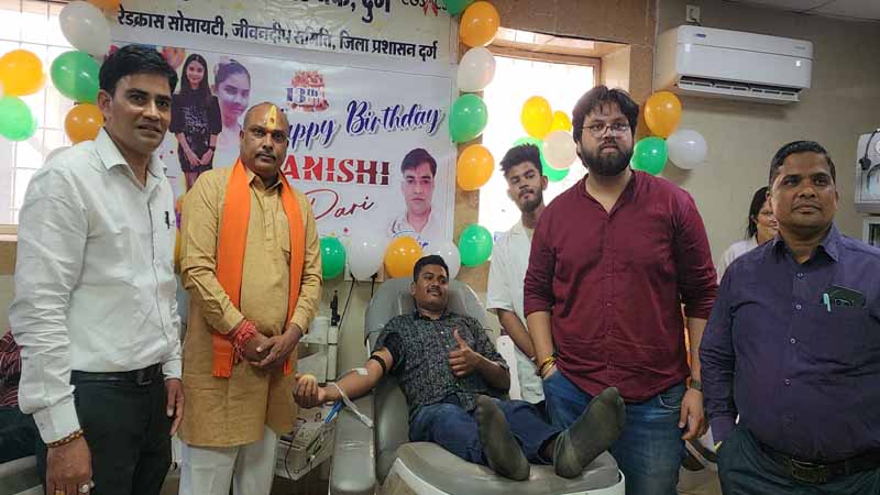 रक्त दान शिवर में सम्मिलित हुए दुर्ग ग्रामीण विधायक ललित चंद्राकर
