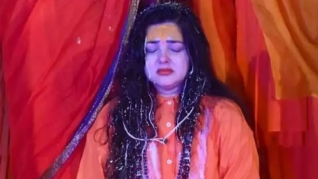 ममता कुलकर्णी किन्नर अखाड़े से की गईं निष्कासित? कार्रवाई को लेकर क्‍या बोलीं महामंडलेश्वर लक्ष्मीनारायण त्रिपाठी