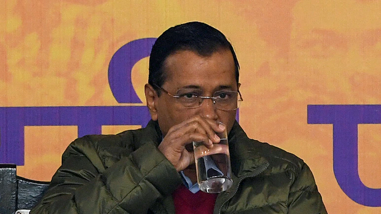 दिल्ली चुनाव से पहले AAP के 7 विधायकों ने पार्टी से दिया इस्तीफा, टिकट नहीं मिलने से थे नाराज