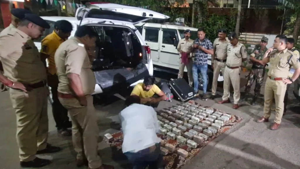 ड्राइवर ने पहले कहा-कार पूरी खाली है, पुलिस को शक बढ़ा, जांच में मिले नगद 1.67 करोड़ रुपये