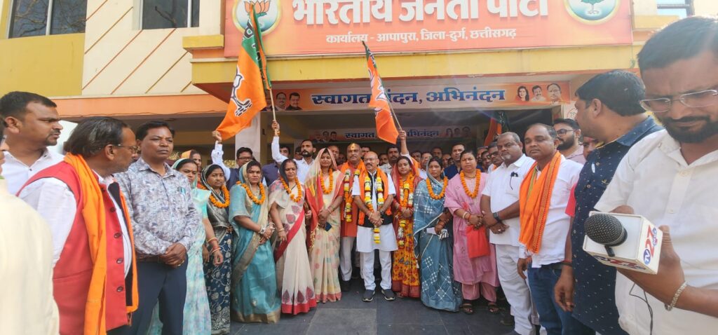 दुर्ग ग्रामीण विधायक ललित चंद्राकर ने दुर्ग जनपद पंचायत अध्यक्ष  में भारतीय जनता पार्टी की ऐतिहासिक जीत पर हार्दिक शुभकामनाएं प्रेषित किया