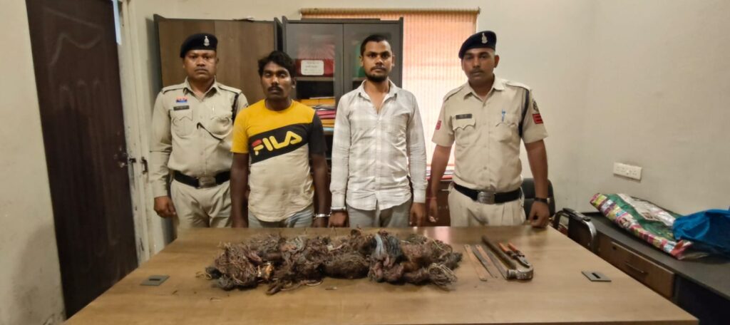 पूर्व मुख्यमंत्री के खेत से केबल चोरी करने वाला चोर गिरफ्तार