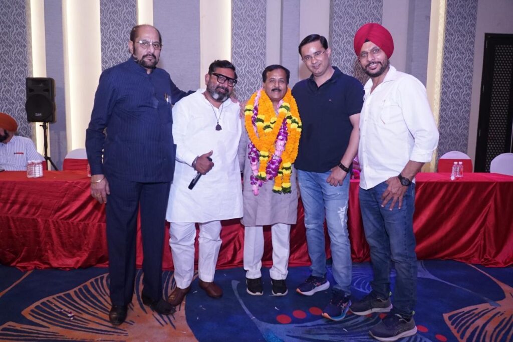 अंजय शुक्ला के स्थान अशोक जैन बने छत्तीसगढ सीमेंट ट्रांसपोर्ट  वेलफेयर एसोसिएशन छत्तीसगढ के अध्यक्ष