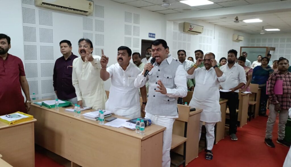 निगम में अधिनियम की उड़ाई गई धज्जियां, आयुक्त नहीं दे पाए जवाब, उप नेता प्रतिपक्ष दया सिंह ने उठाया जनहित का मुद्दा