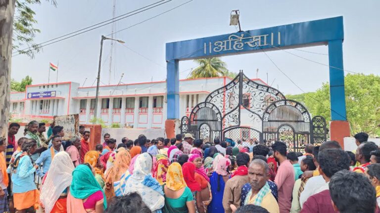 बस्तर में चिड़ियाघर का विरोध, सैकड़ों ग्रामीणों ने खोला मोर्चा, बार बार विस्थापित करने का आरोप