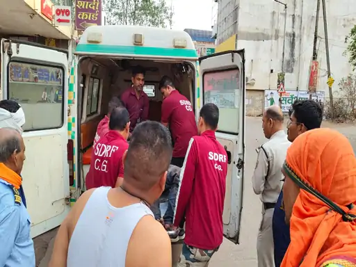 भिलाई में तीसरी मंजिल की लिफ्ट से गिरकर युवक की मौत:लिफ्ट में घुसते ही ग्राउंड-फ्लोर पर गिरा