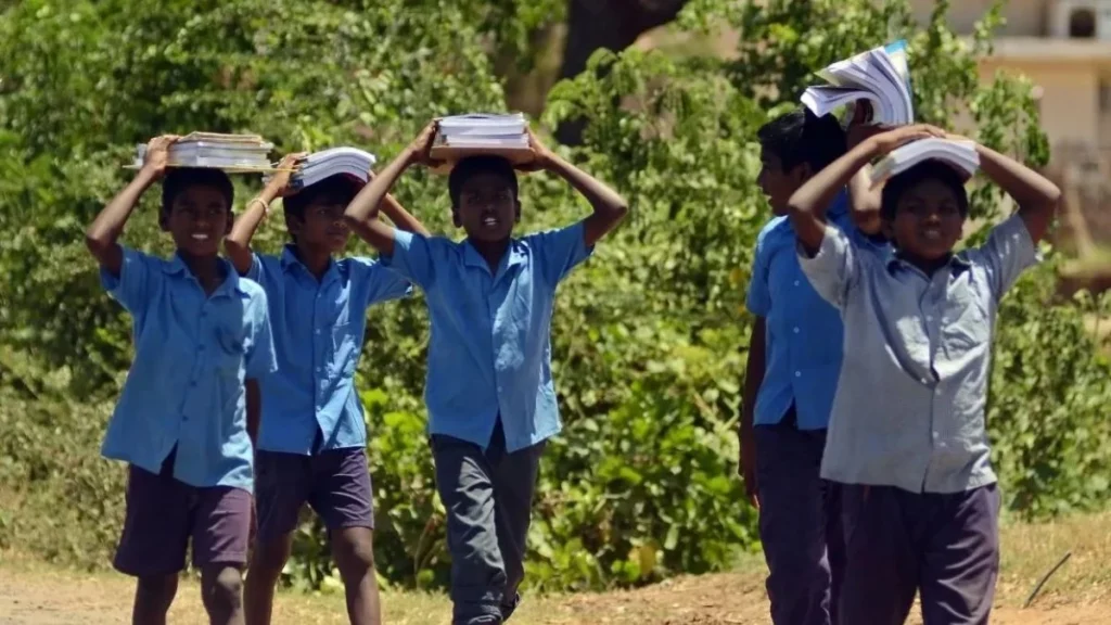 गर्मी से बच्चों को मिली राहत, सरकार ने घोषित की ग्रीष्मकालीन छुट्टी, 15 जून तक अवकाश घोषित