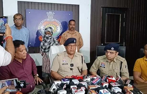 रेप के बाद हत्या : बच्ची का सगा चाचा ही निकला हत्यारा, सदमे के कारण हुई नाबालिग की मौत, पुलिस ने किया खुलासा