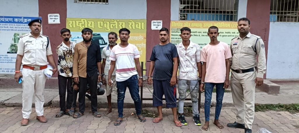 रास्ता रोक कर नगद 20 हजार रूपए व मोबाईल की लूट करने वाले 7 आरोपी गिरफ्तार