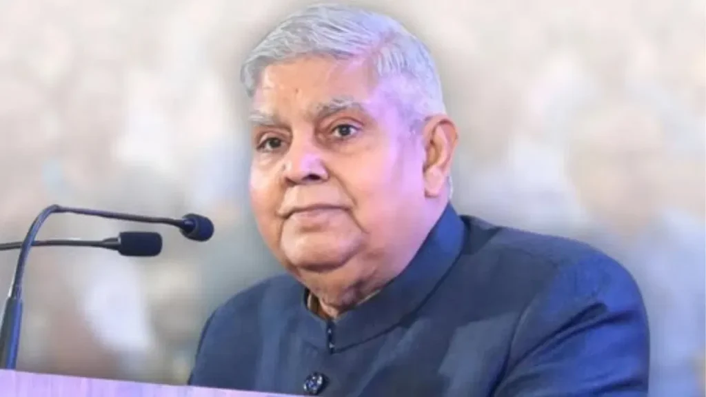 जज के घर में पैसे मिले और FIR नहीं हुई लेकिन न्यायपालिका राष्ट्रपति पर सवाल उठा सकती हैः उपराष्ट्रपति