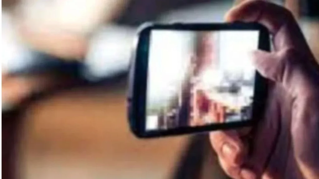 आपत्तिजनक वीडियो वायरल होने के बाद छत्तीसगढ़ के डॉक्टर ने लगाई फांसी… अब युवती से पूछताछ में जुटी पुलिस