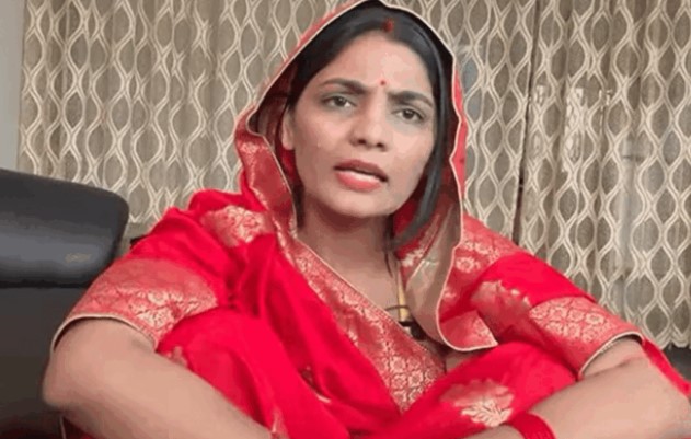 पहलगाम हमला: नेहा सिंह राठौर पर देशद्रोह का केस करने वाले कवि को किसने धमकाया? निकला दिल्‍ली कनेक्‍शन