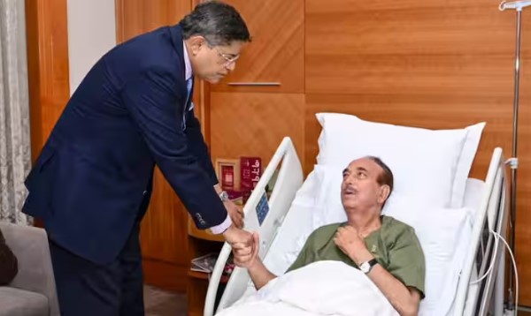 ऑपरेशन सिंदूर का मैसेज लेकर कुवैत गए गुलाम नबी आजाद अस्पताल में भर्ती, बोले- ‘भीषण गर्मी ने…’