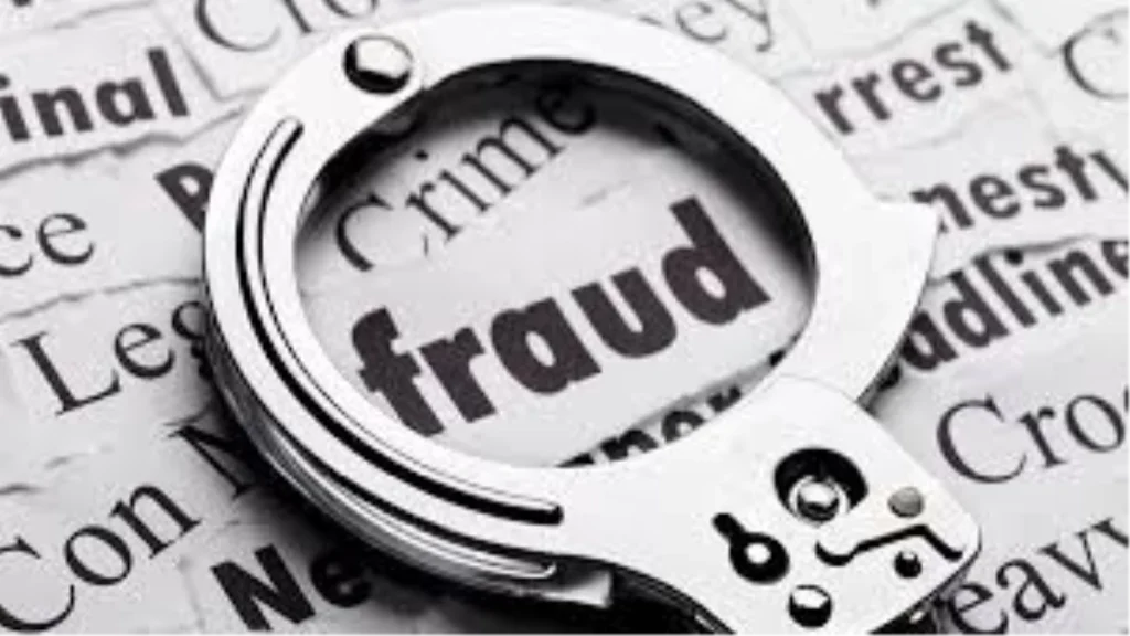 धोखे से Face ID बना कर ग्राहक के नाम पर लिया लाखों का लोन, फाइनेंस एजेंट खिलाफ FIR दर्ज