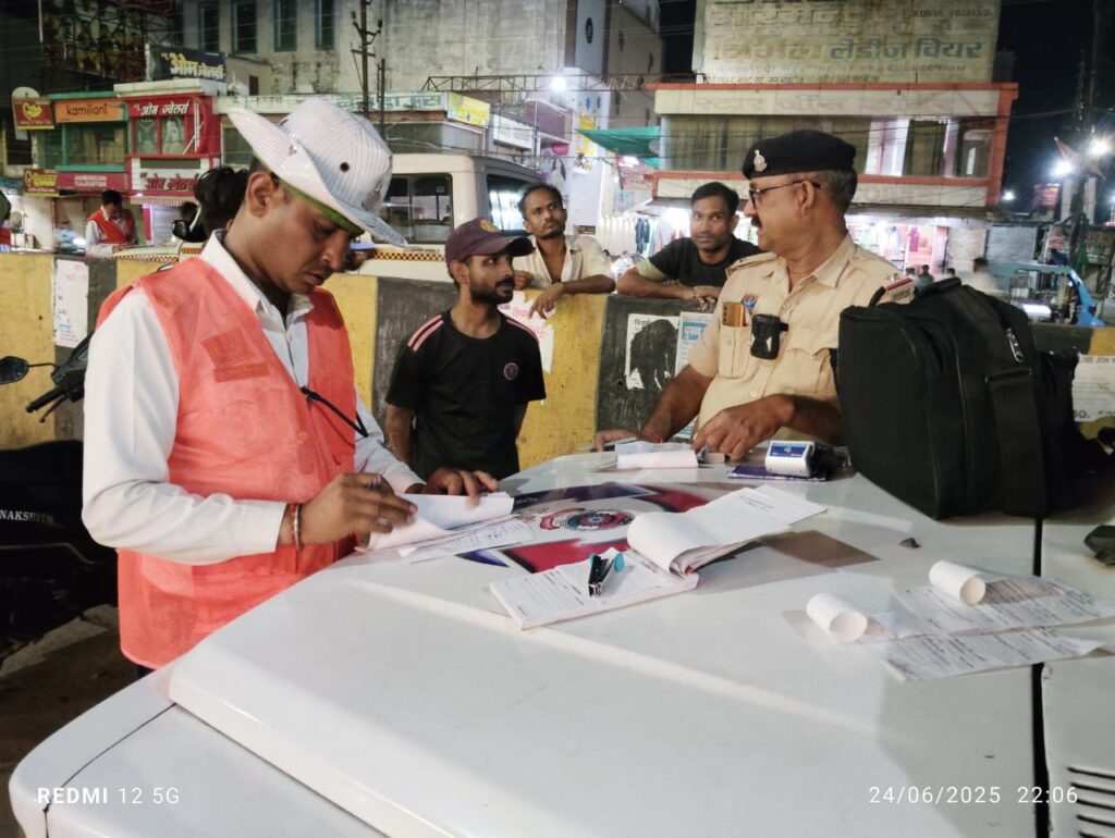 जिले के अलग अलग प्रमुख मार्गो में दो दिनों में 18 नशे में वाहन चलाने वाले चालकों पर कार्यवाही की गयी