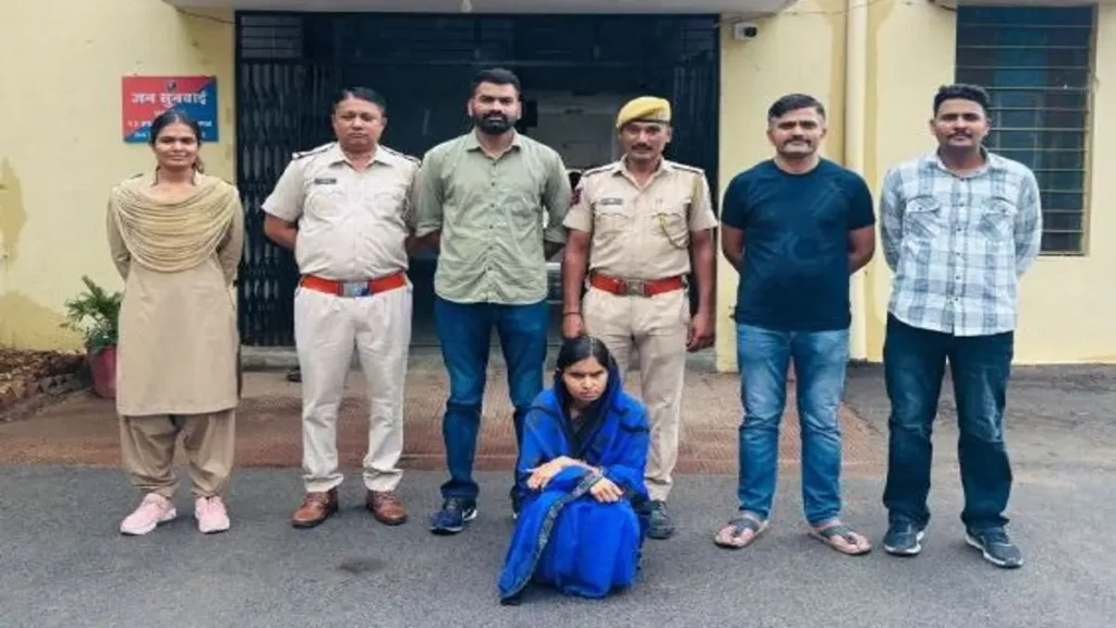 ऑनलाइन गेम में पैसे हारने पर बहू ने घर में ही कर डाली चोरी, सास-ससुर के बाहर जाने पर रची कहानी