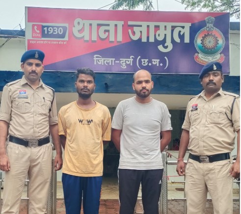 चोरी के मामले में 02 आरोपी गिरफ्तार, सीसीटीव्ही कैमरा कीमती 12,000 रूपये बरामद